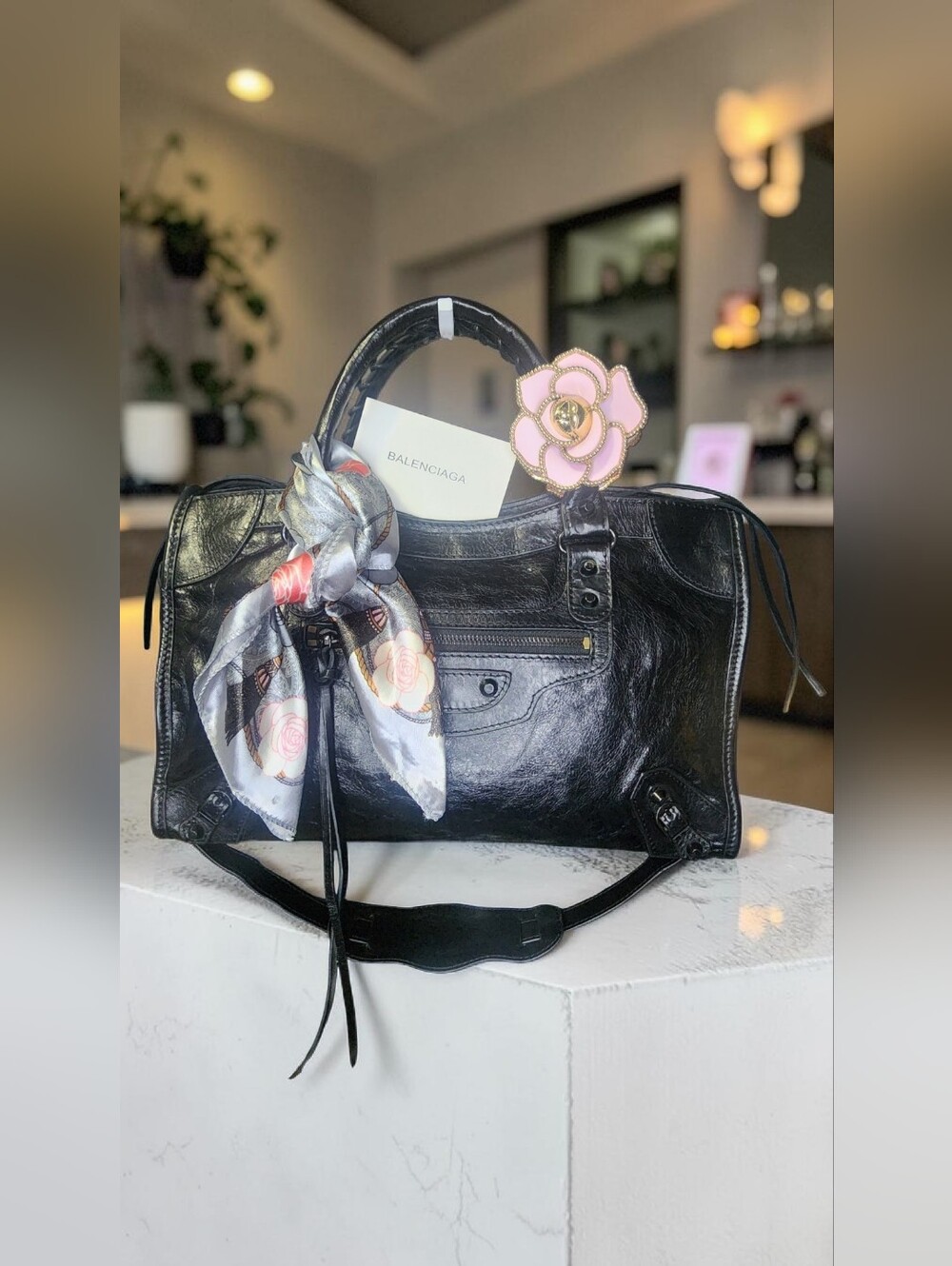 Balenciaga Le City Bag Large Textured Arena Lambskin Leather In Black NWT